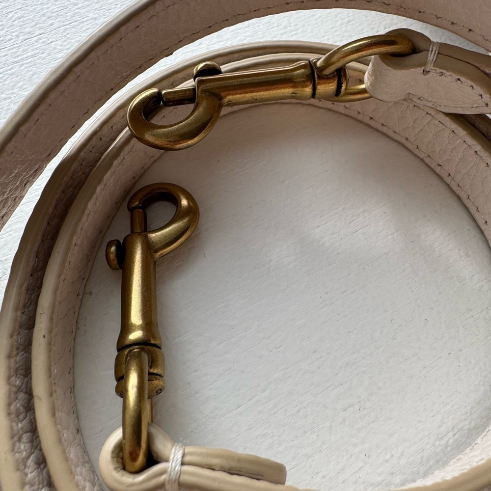 Coach Camera Bag with Removable Shoulder Strap - Picture 9 of 9